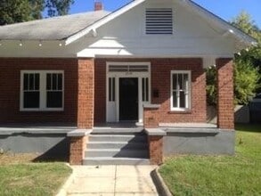 Building Photo - 1113 32nd St