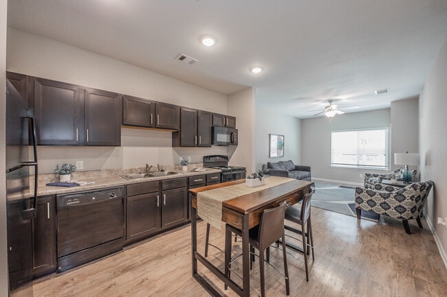 Building Photo - 3 Springs Apartments