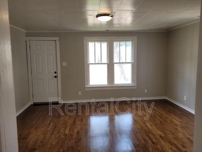 Foto del edificio - 206 S Trenton St