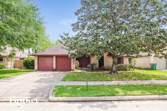 Building Photo - 1055 Margate Dr