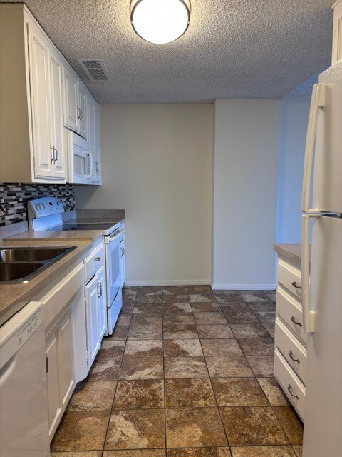 Imperial Tower Apartments