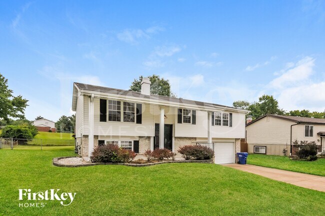 Building Photo - 5708 Madlar Ln