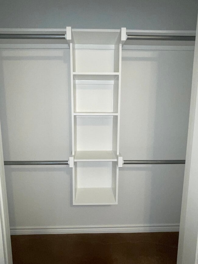 Building Photo - Hallsville