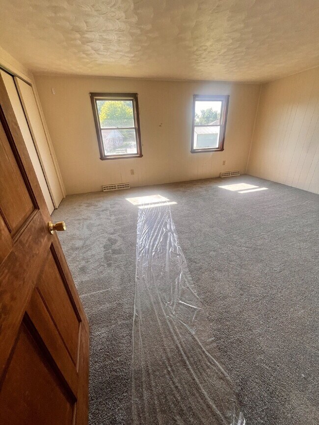 Foto del edificio - 2 Bedroom Townhouse Available!!
