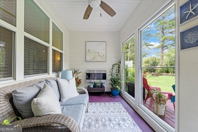 Foto del edificio - 1041 Creekwood Cir