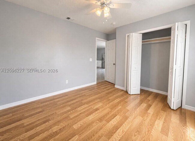 Foto del edificio - 431 14th Pl SW