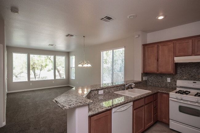 Building Photo - 10223 Villa ARCENO Ave