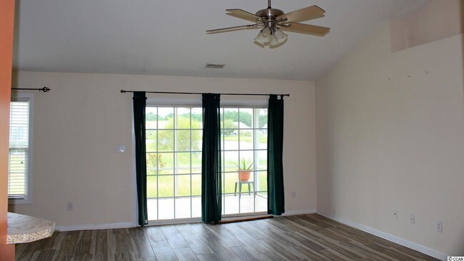 Foto del edificio - 1289 Gailard Dr