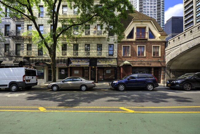 Building Photo - 318 E 59th St