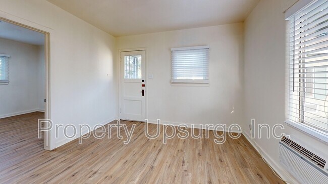 Foto del edificio - 640 Bird St