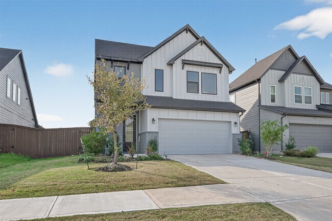 Foto del edificio - 16915 Chapel Knox Dr