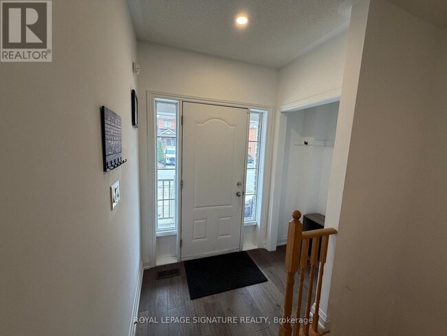 Building Photo - 22 Muscadel Rd