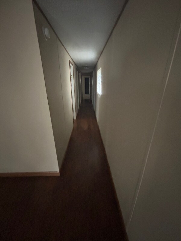 Foto del edificio - 1096 Clara Ln