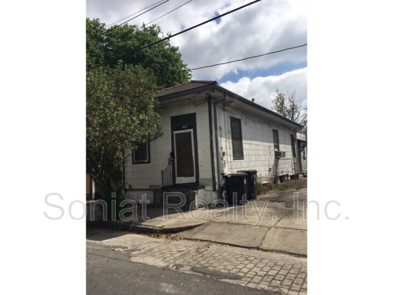 Foto principal - 1023 Clouet St