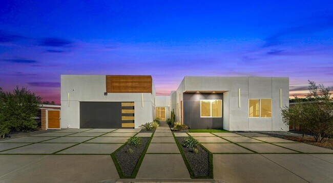 Foto del edificio - 74098 Goleta Ave