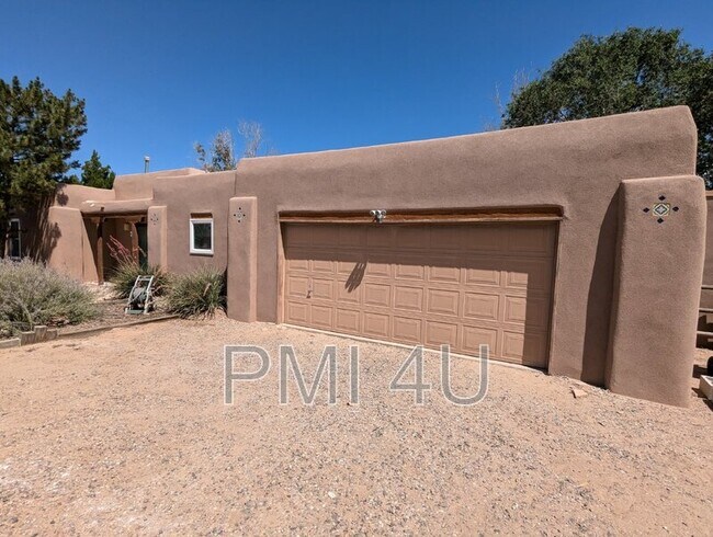 Building Photo - 117 Carey Rd