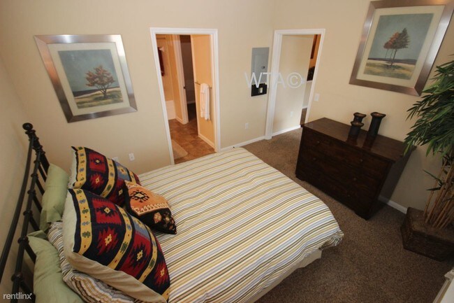 Foto del edificio - 2914 Olmos Creek Dr