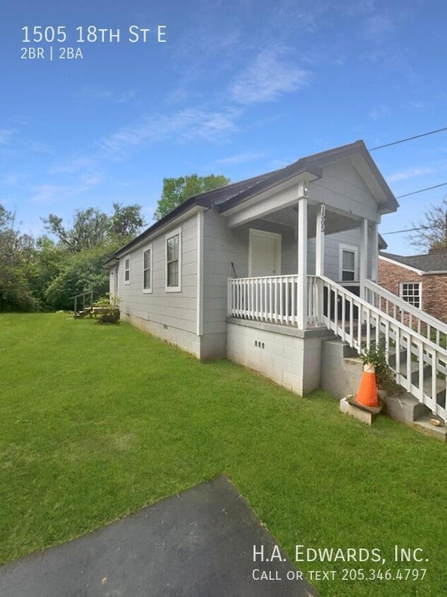 Photo - 1505 18th St E-