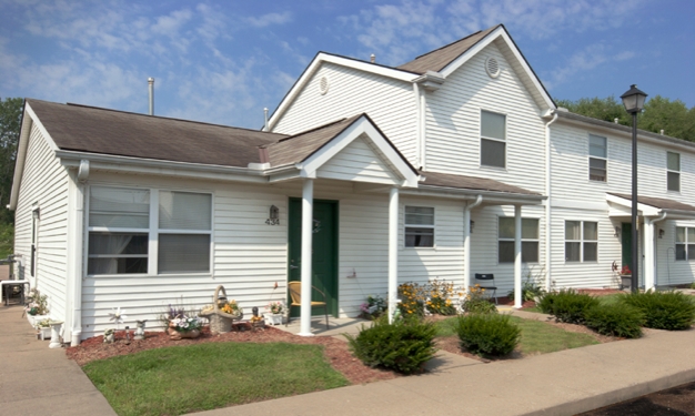 Primary Photo - Laughlin Woods Apartments