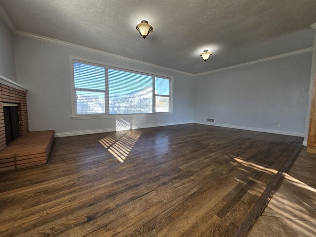 Building Photo - 7222 S 2700 W