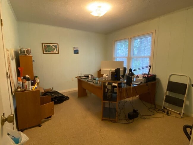 Foto del edificio - 4403 Lakeside Dr