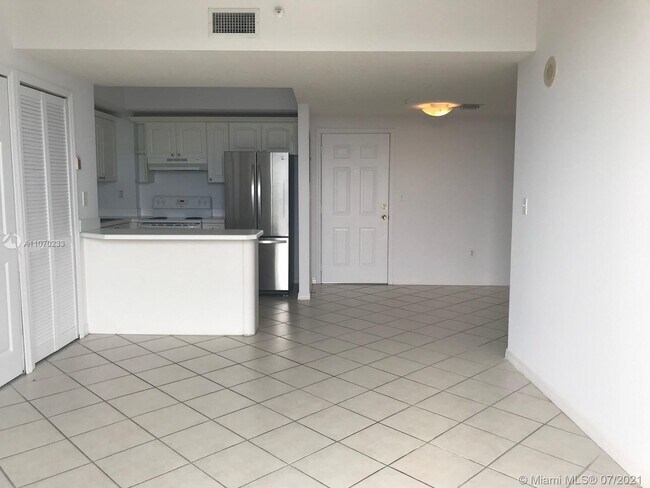 Building Photo - 3500 Coral Way