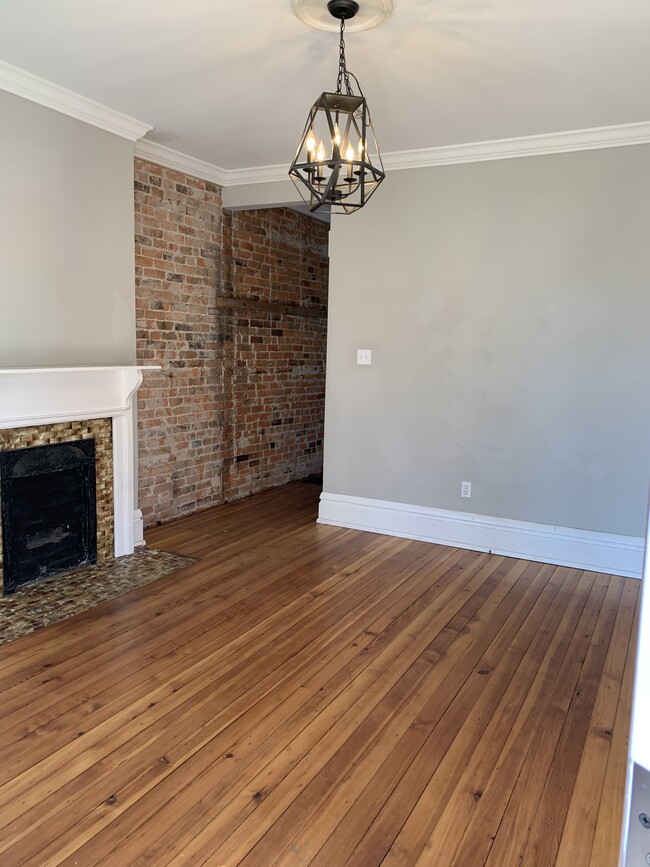 Front room / living room - 396 W 1st Ave