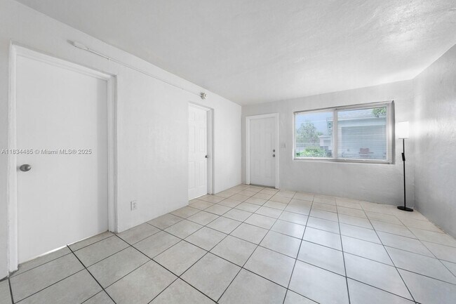 Foto del edificio - 1210 NW 2nd St