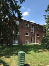 Building Photo - 380 Erb St. W