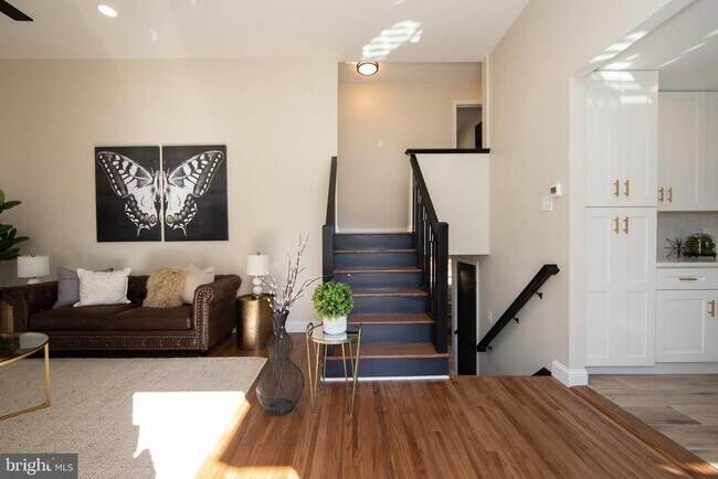 Foto del edificio - 405 E Melrose Ave