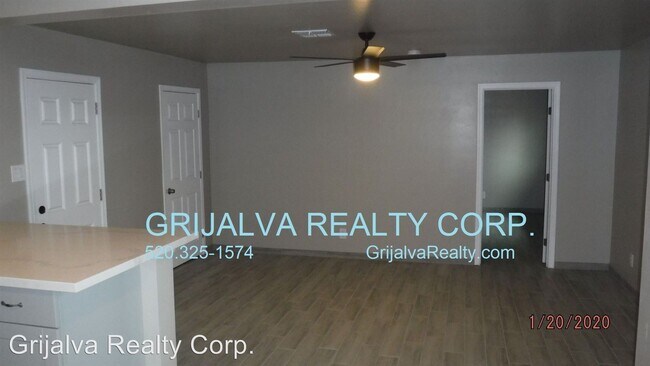 Building Photo - 2631 E Fort Lowell Rd