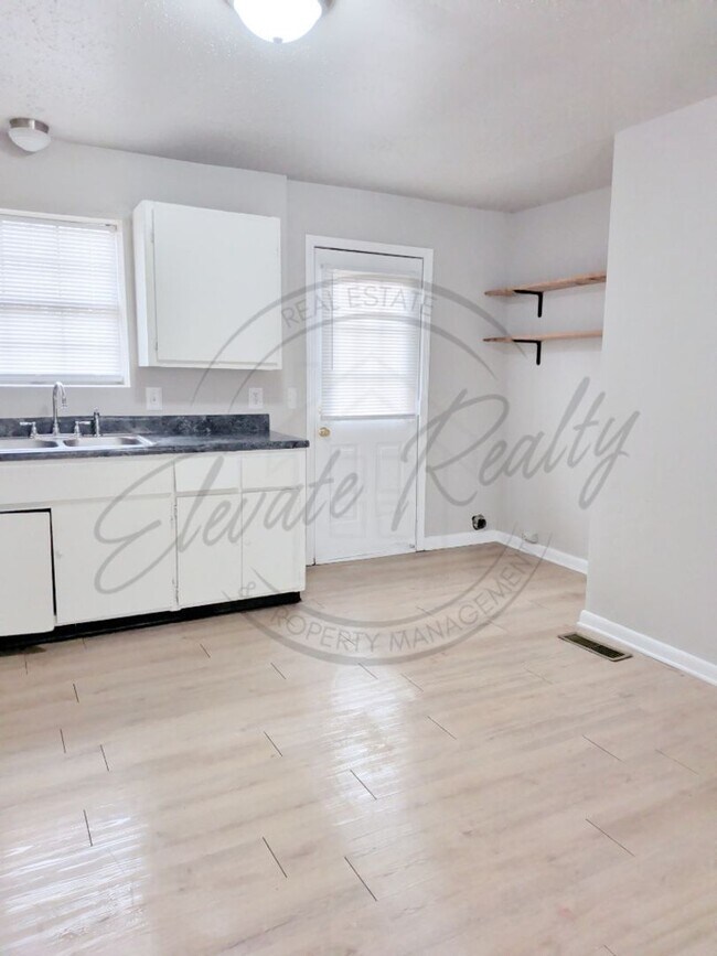 Foto del edificio - On Special: Two Bedroom Ranch Duplex in North Gallatin!