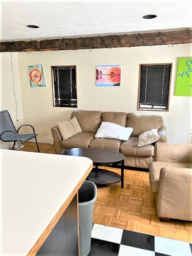 Foto del edificio - 61 6th St