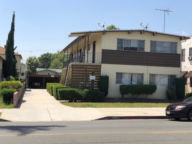 Building Photo - 6727 Pickering Ave