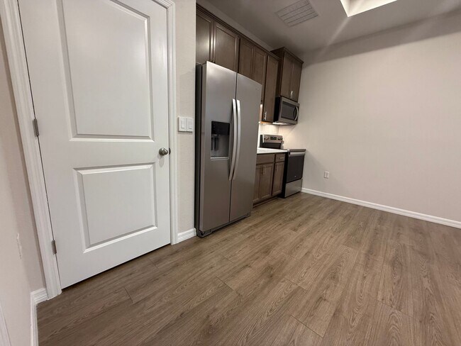 Foto del edificio - 1/1 apartment in Plant City