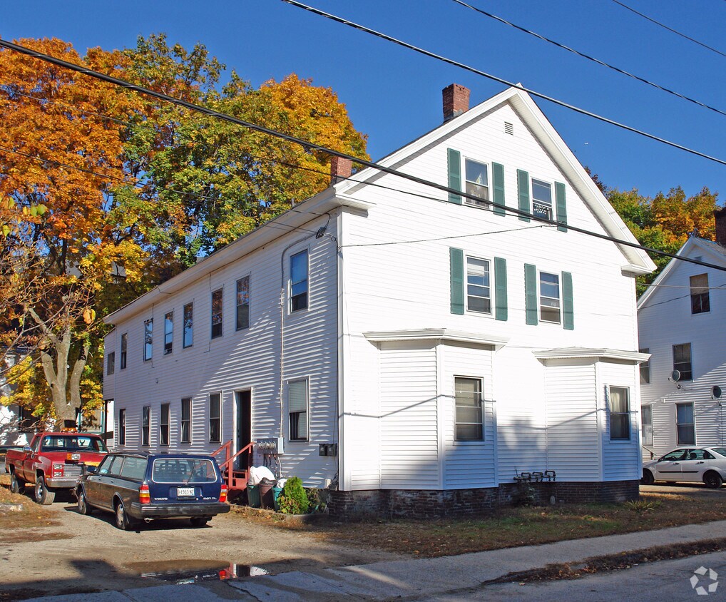 2325 Academy, Rochester, NH 03867 Apartments in Rochester, NH