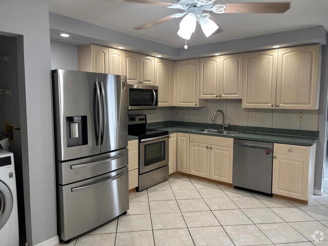 Building Photo - 352 Prestwick Cir