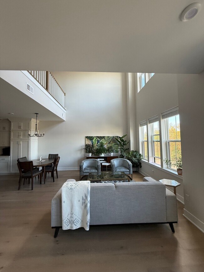 Foto del edificio - 6202 Vivaldi Rd