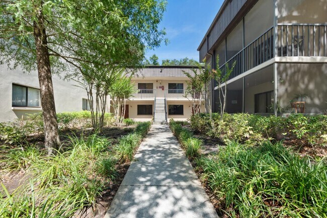 Building Photo - 11720 Raintree Village Blvd