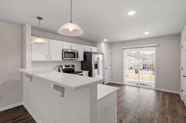 Building Photo - 1041 Peony Ln