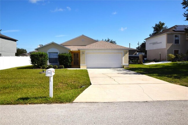 Foto del edificio - 1911 Manatee Ln