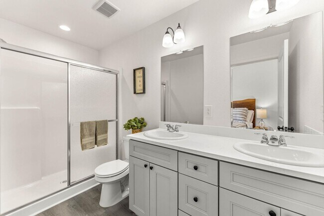 Foto del edificio - WELCOME HOME! 2 MONTHS FREE