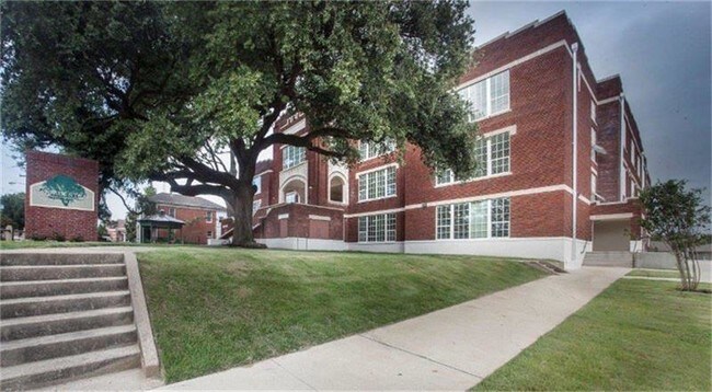 Building Photo - 1805 Cherry St