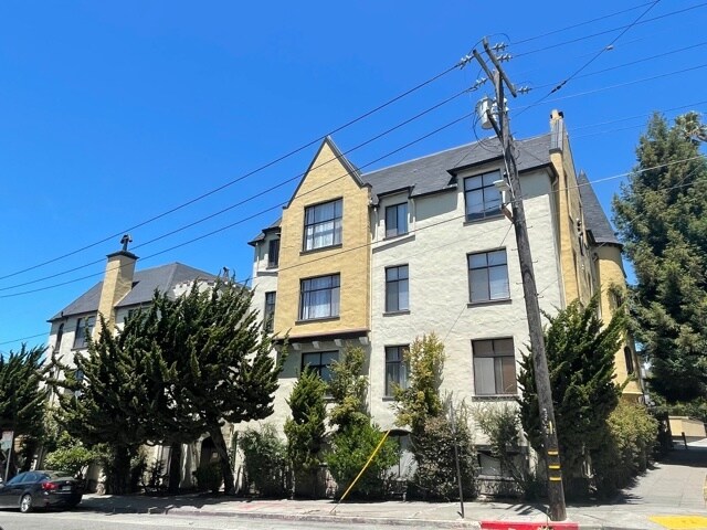 Primary Photo - 2747 Haste Street