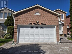 Building Photo - 2386 Denvale Dr