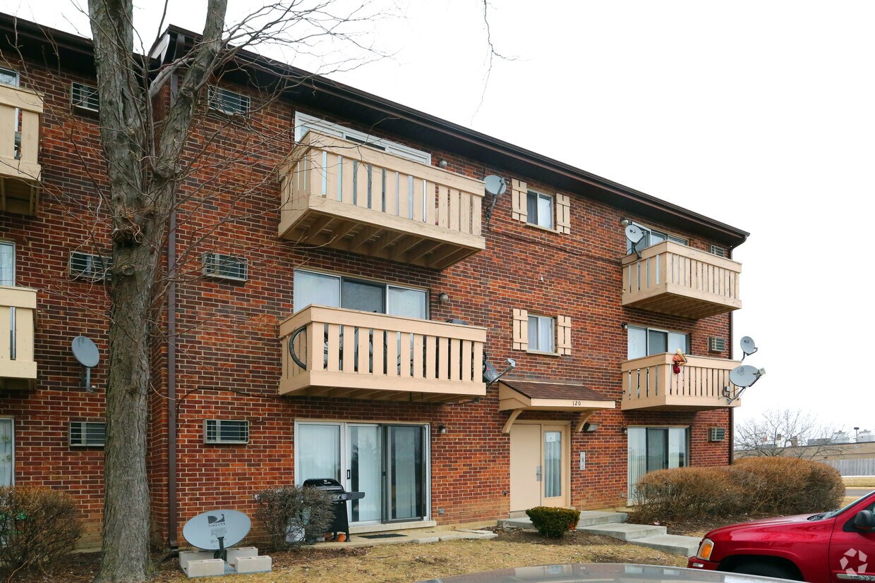 Building Photo - 120 Oliver Ct