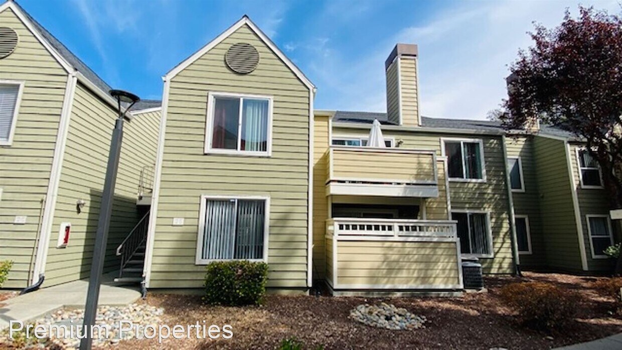 Foto principal - 2 br, 2 bath House - 265 Reflections Drive...