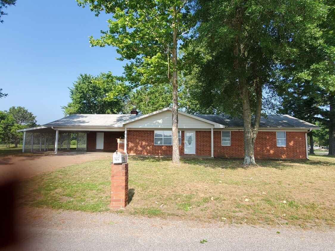 102 S Smyrna Rd, Searcy, AR 72143 House Rental in Searcy, AR