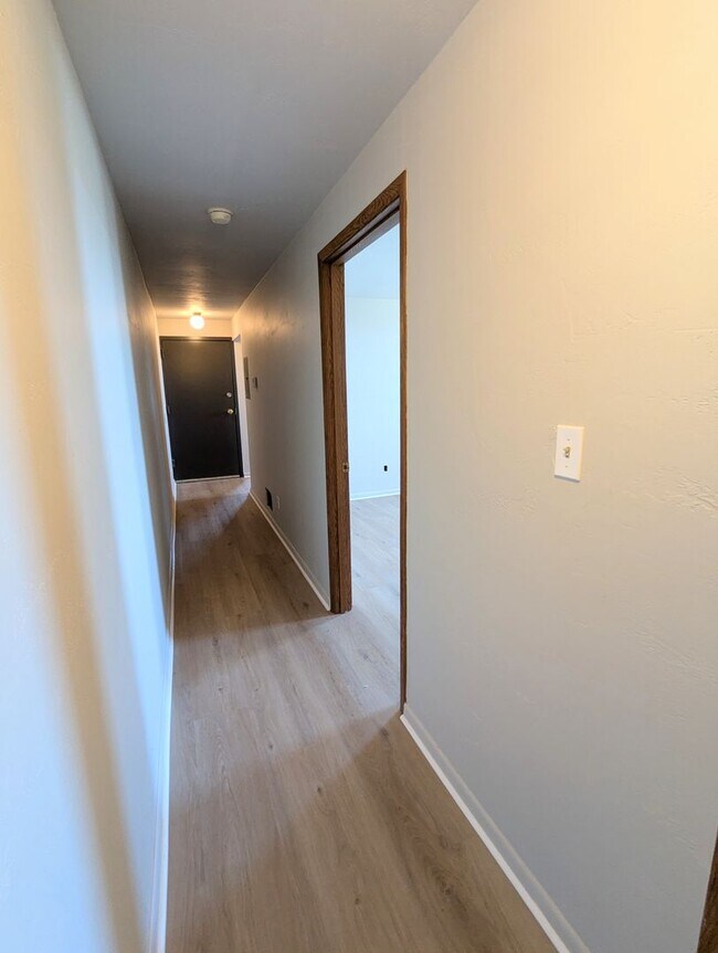 Foto del edificio - 3227 Hardie Wy