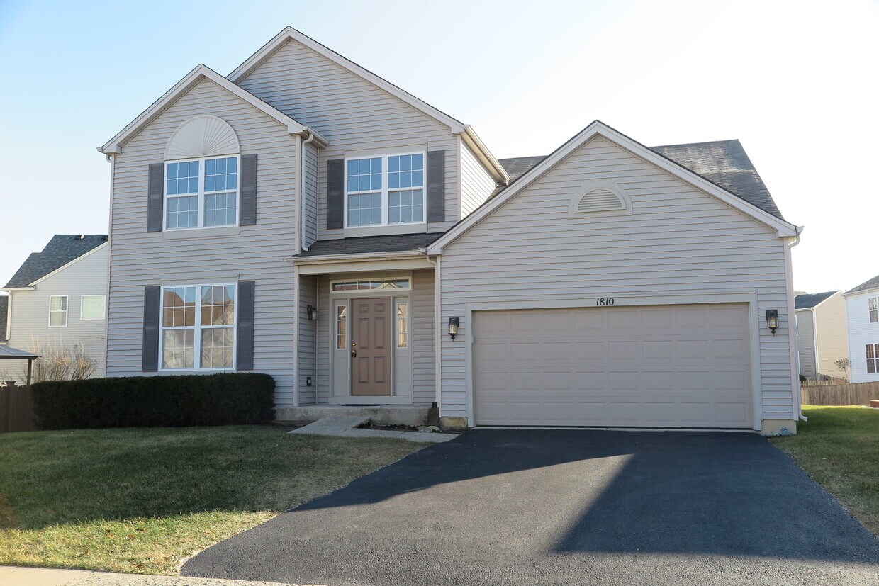 Primary Photo - 1810 Oleander Dr